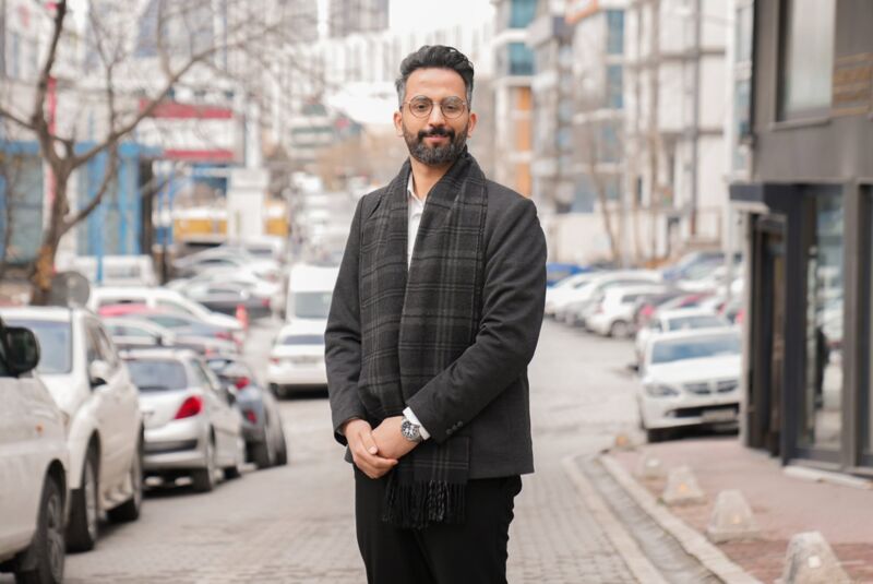 Portrait of Ali Almahmoude